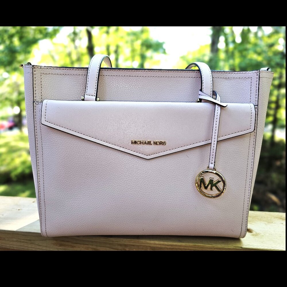 Gorgeous Pink Charlotte Large Saffiano Leather 3-in-1 Tote Bag!!